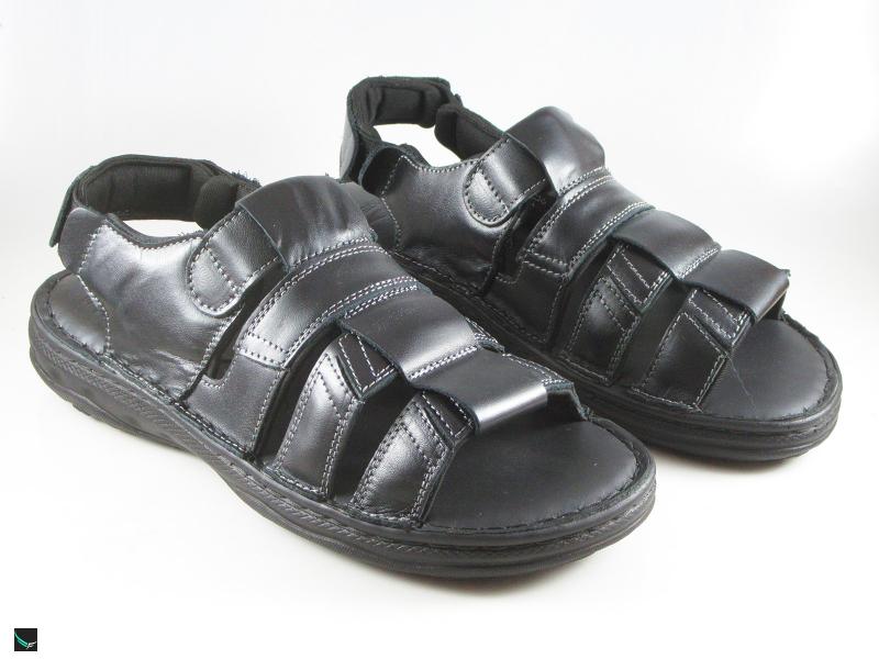 Black comfortable slippers in leathers